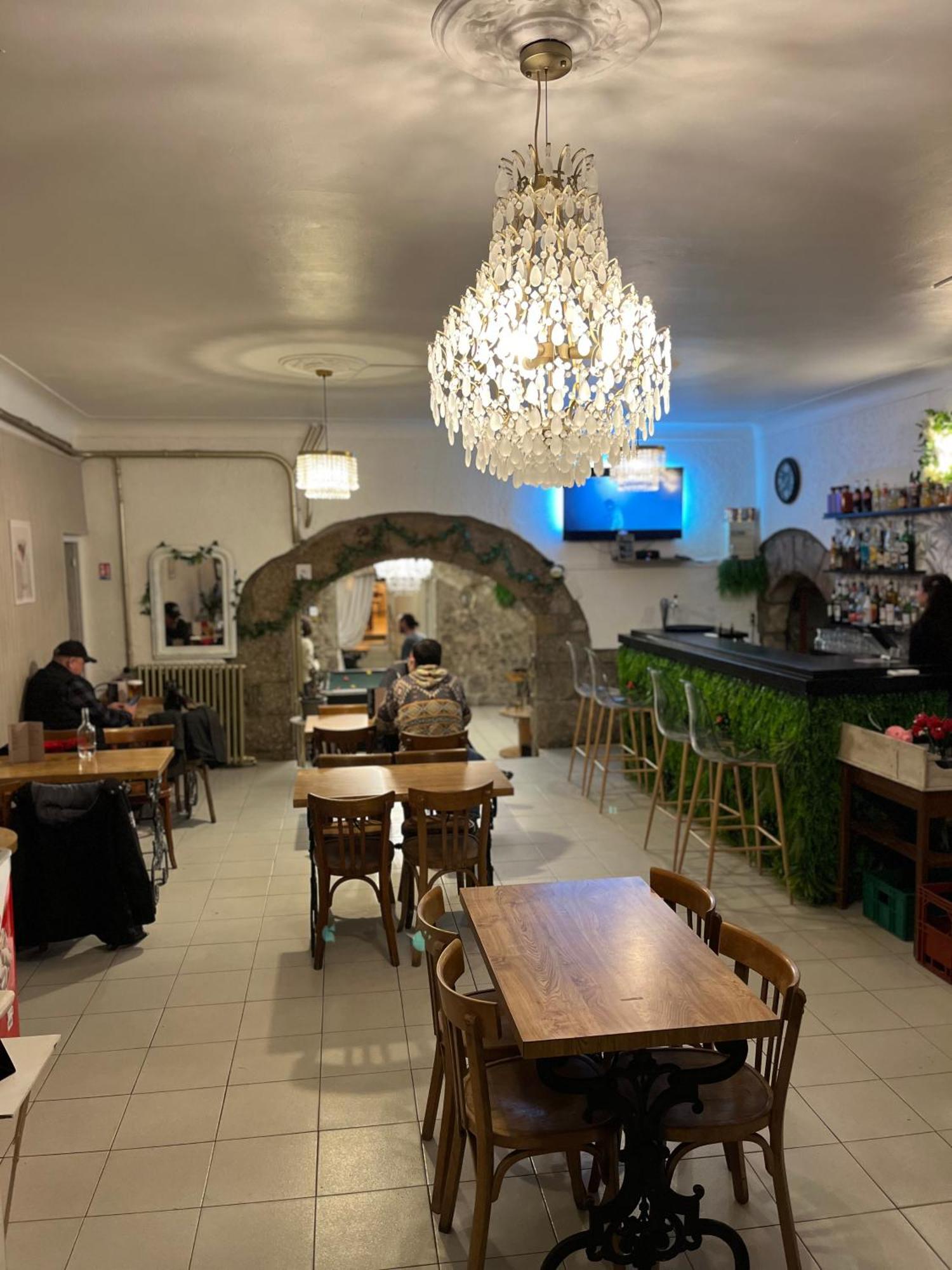 Cafe Du Commerce Genolhac ภายนอก รูปภาพ