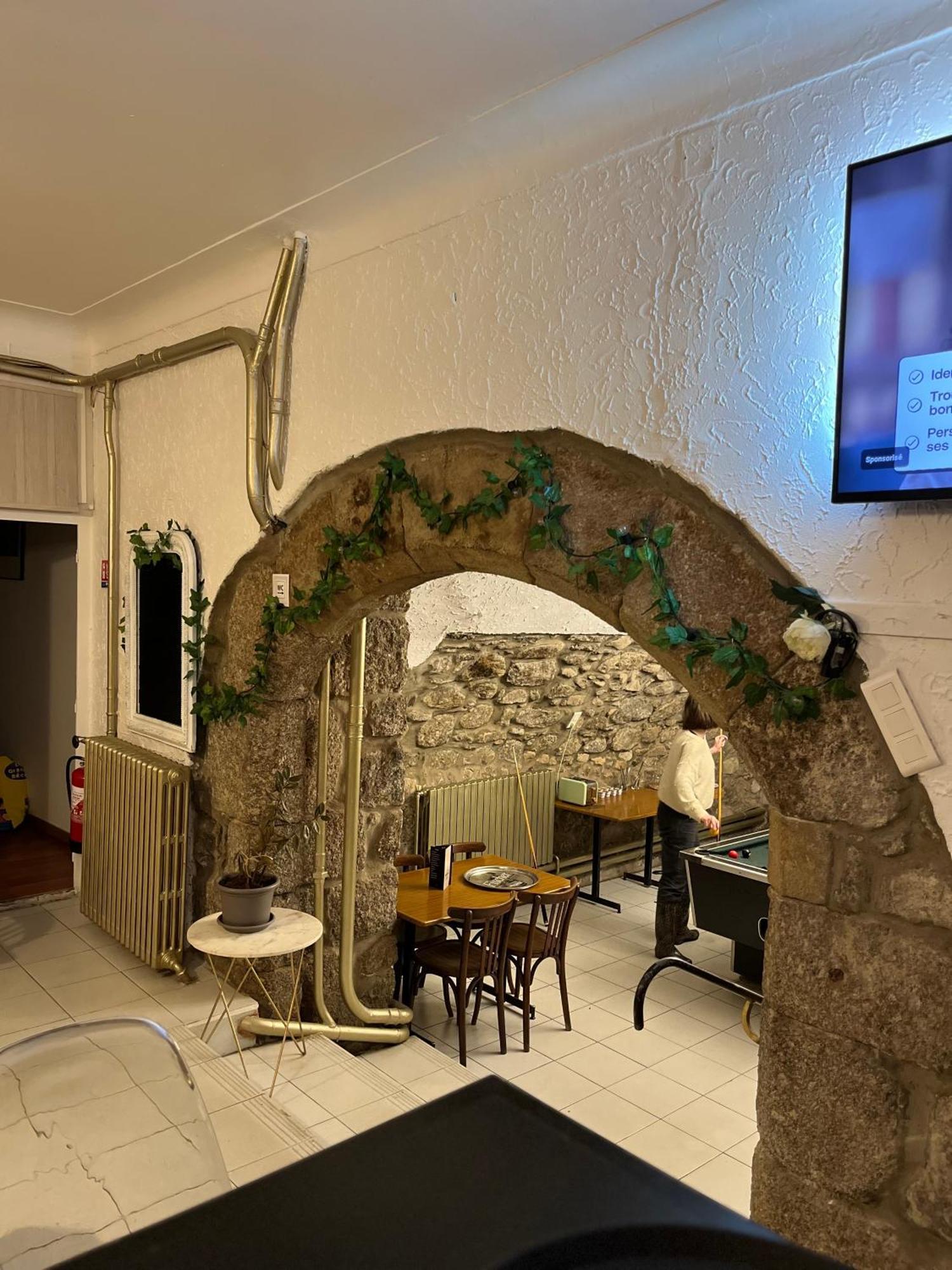 Cafe Du Commerce Genolhac ภายนอก รูปภาพ